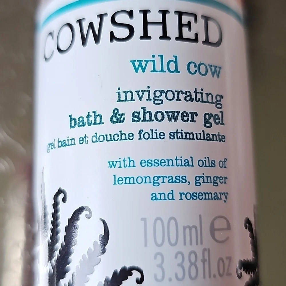 New Cowshed Wild Cow Invigorating Bath & Shower Gel - 3.38 Fl. oz. Hard To Find